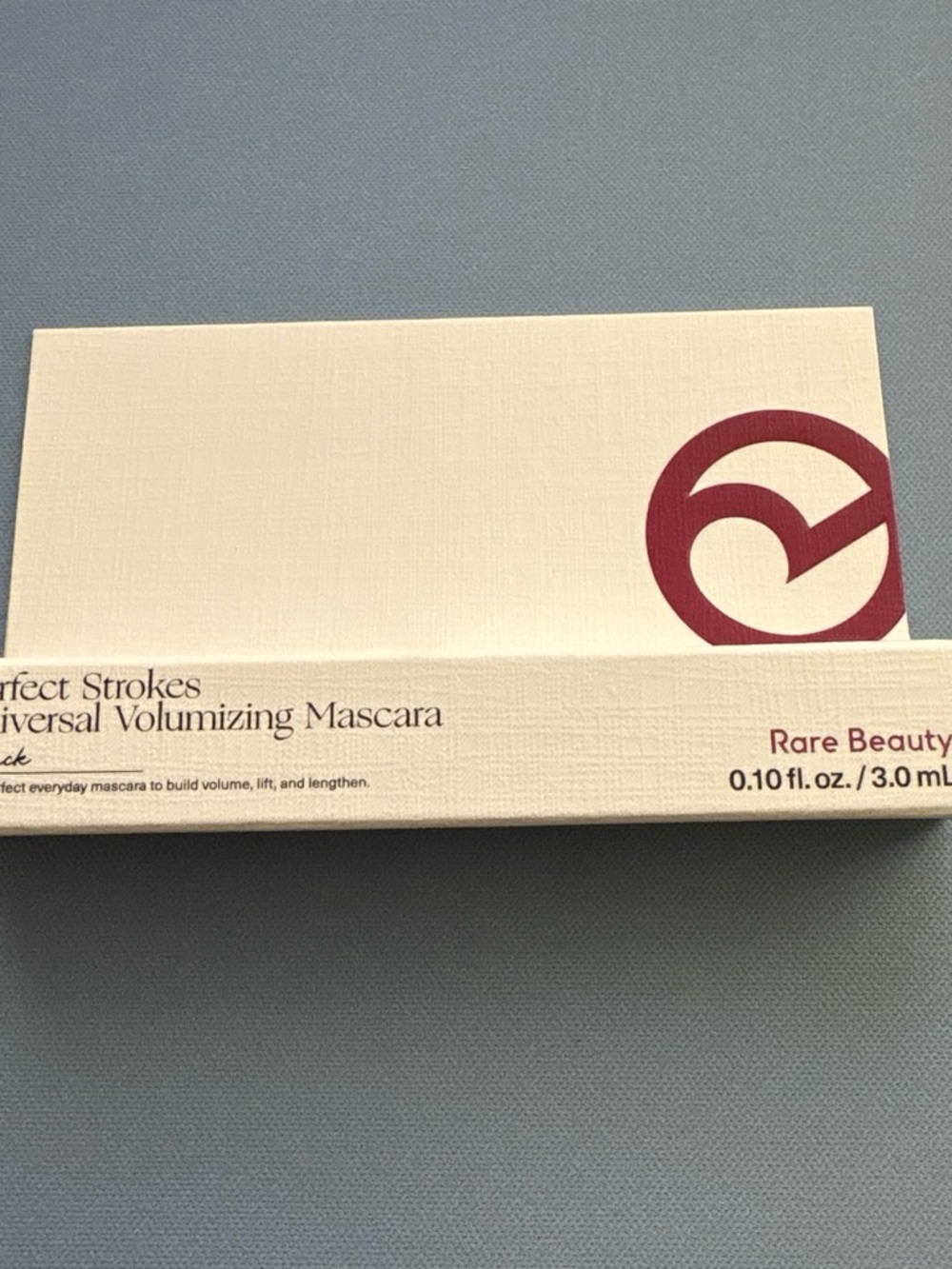 Rare Beauty Perfect Strokes Universal Volumizing Mascara - Cream & Maroon